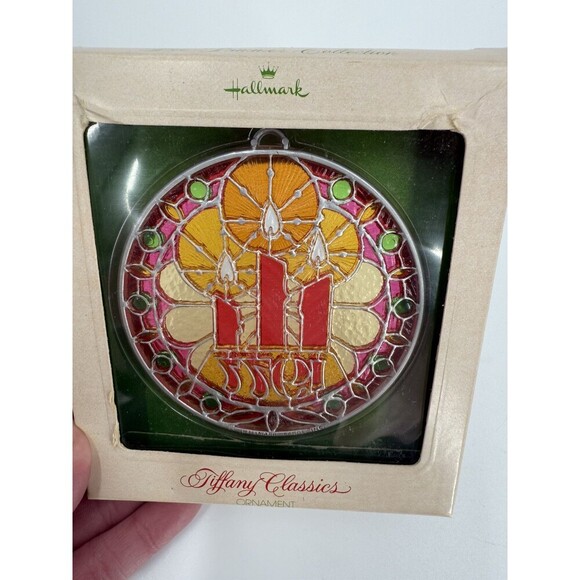 Vintage Hallmark Tiffany Classics 1977 Stained Glass Style Christmas Ornament - Picture 3 of 6